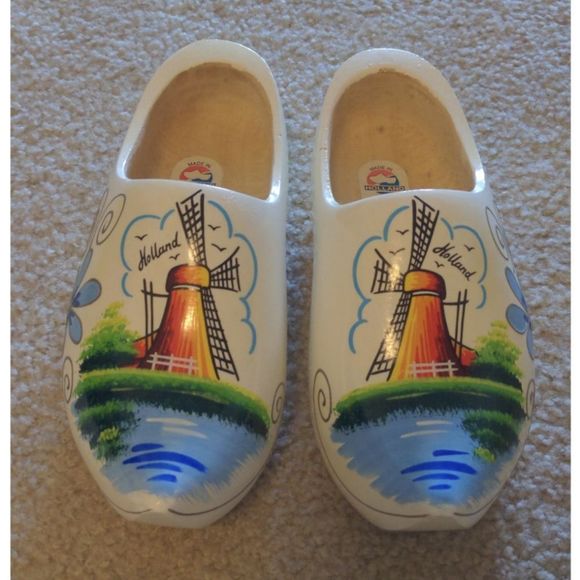 Dutch Wooden Clogs - Picture 1 of 4